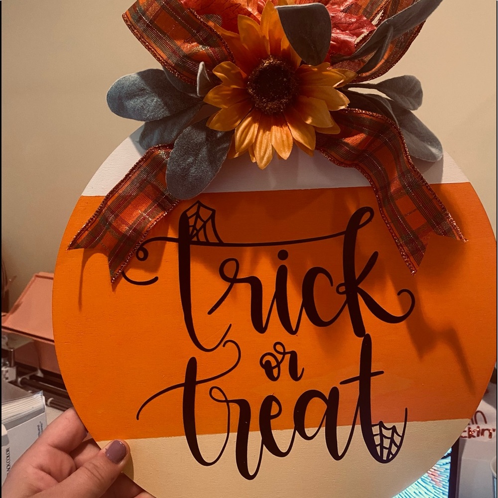 Door decor